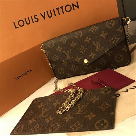 lv envelope bag.